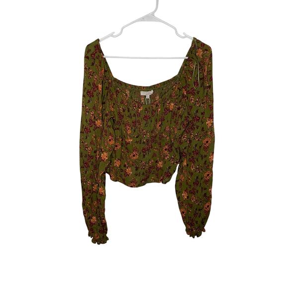 C&V Chelsea & Violet Floral Button Front Cropped Green Peasant Top - Picture 2 of 8